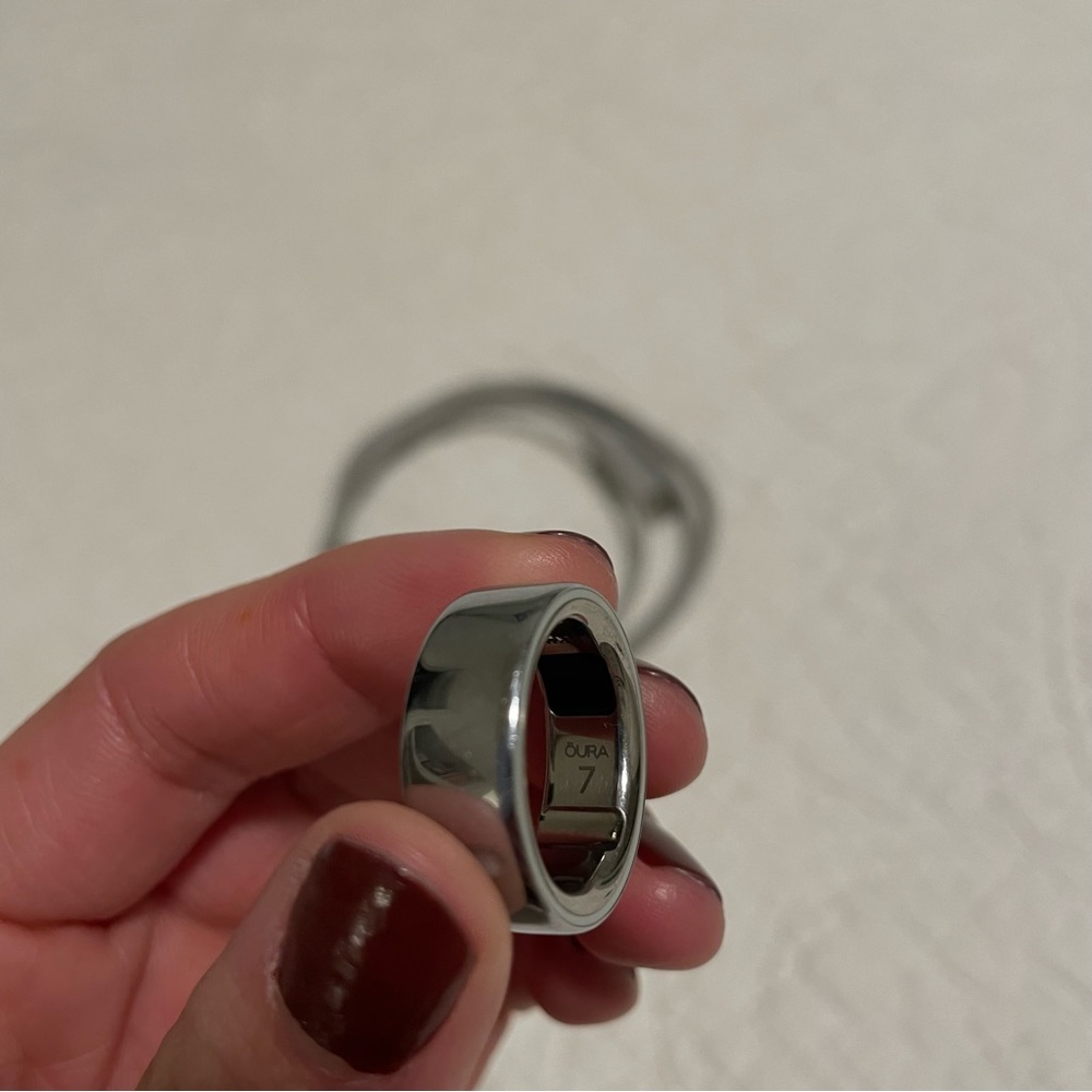 Oura Ring Gen 4 Size 7 - Picture 2 of 2